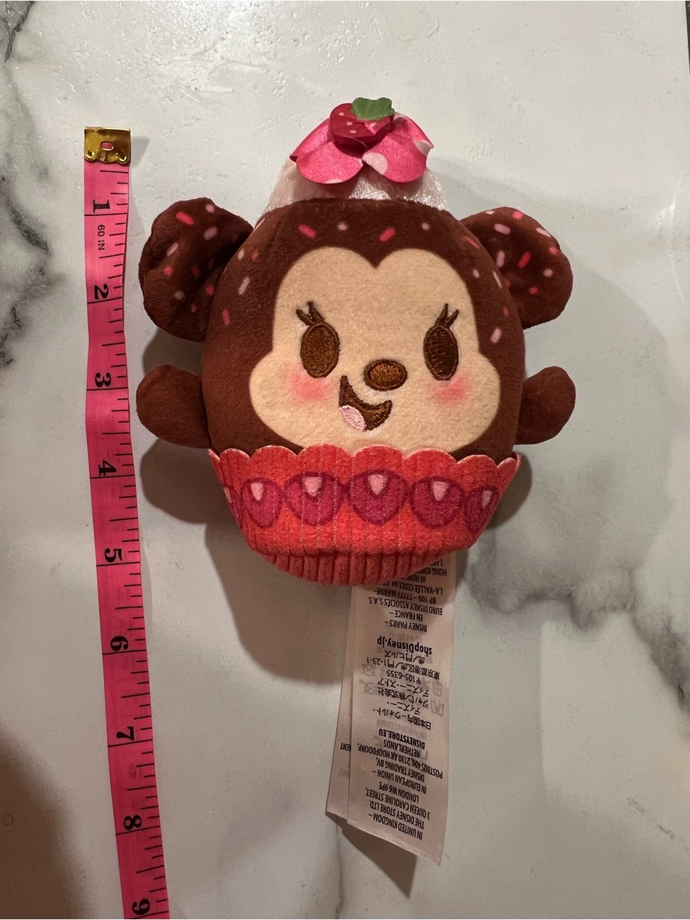 Disney Munchlings Small Scented Minnie Strawberry Cupcake